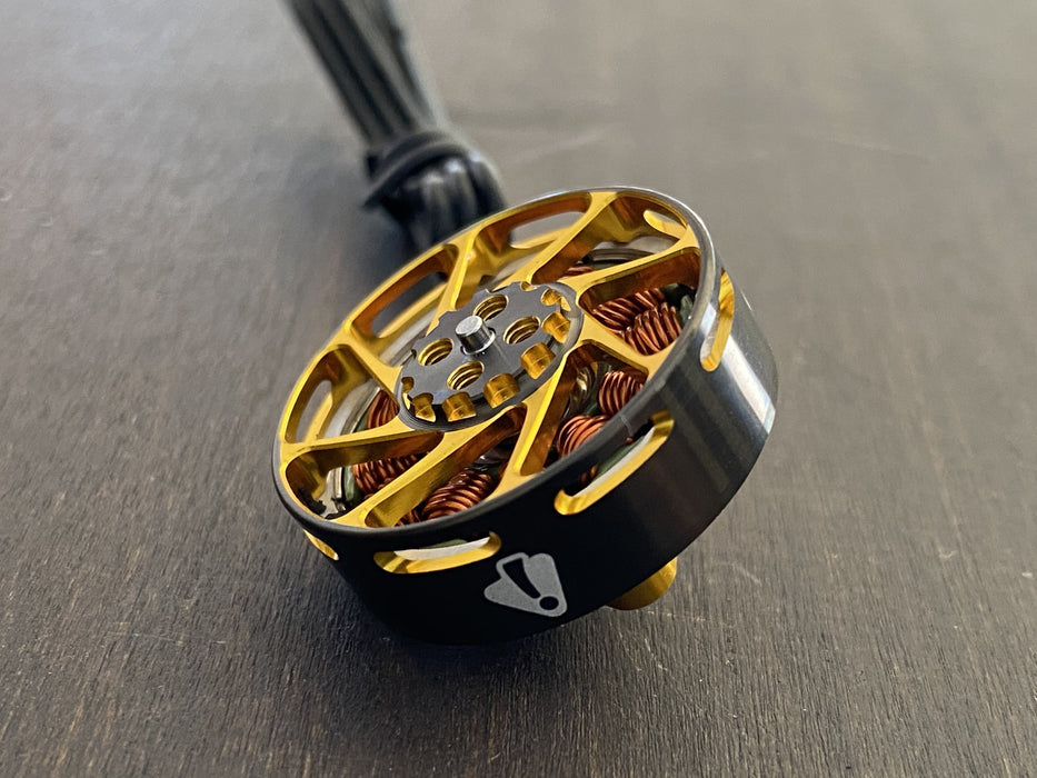 2004_1600KV_2.jpg